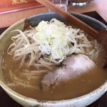 東風 - 料理写真:みそらーめんコクがあります。