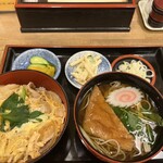 そば処 けやき - 開花丼＆きつね蕎麦定食