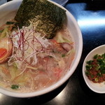 麺や 楓雅 - 期間限定　野菜湯豚坦麺