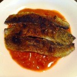 ブラッスリー ラ セーヌ - サンマのガーリックパン粉焼き・トマトソース