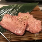 食彩和牛 しげ吉 - 