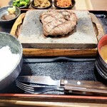 感動の肉と米 春日井店 - 「ロースステーキ　スタンダード180g」（￥1,000）