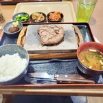 感動の肉と米 春日井店 - これだけついて¥1,000はすごい（しかも、お代わり無料）