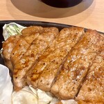 かつはな亭 - トンテキ＆チキンかつランチ(\1,150) トンテキ