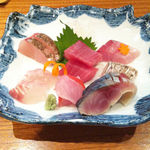 旬彩 一徳 - 刺身（鮪、鰆、ヒラメ、金目鯛、カンパチ、太刀魚、〆サバ）