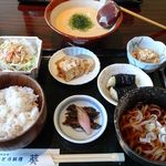 和風レストラン 葵 - あずさ（煮物・揚げとろ・とろろ汁・麦ご飯・麺類・サラダ・香の物・デザート）1,260円