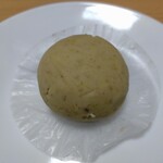 Yamada Mochi Ten - 栗おはぎ