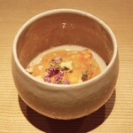 東麻布 天本 - 『ボタン海老炙り、ウニソース』