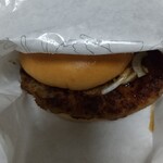 MOS BURGER - とびきり和風ハンバーグ　バンズよりあふれるハンバーグ　500円