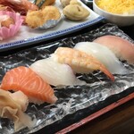 寿司割烹 みやこ - 料理写真:☆寿司が大きくて、ネタも厚い❤️