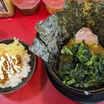 家系ラーメン とらきち家 - 