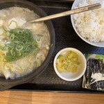カルビ丼とスン豆腐専門店 韓丼 - 白海鮮ラーメンスン豆腐定食880円＋韓国のり160円