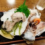 稲城 ヨロシク寿司 - 岩牡蠣の盛合せ