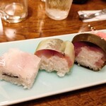 稲城 ヨロシク寿司 - コダイ、サバ、アジ