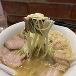 ShiNaChiKu亭 - 細麺…