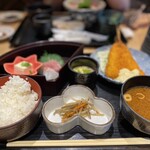 魚料理とすし 下の一色 - 