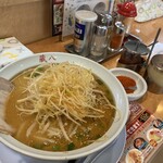Kurahachitei - 辛味噌とニンニク