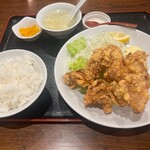 清来軒 - とりの唐揚げ定食