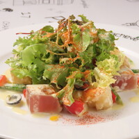 　季節野菜のグリーンサラダ