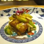 眞善美 - 鹿児島県産黒毛和牛 アスパラガス うるいのオイスターソース炒め。