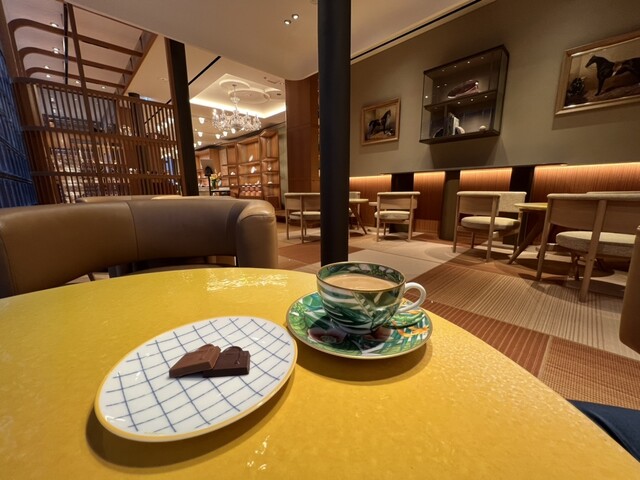 by ikuyasama : ピュイフォルカ シャンパンバー HERMES 銀座店 by ikuyasama : ピュイフォルカ シャンパンバー HERMES 銀座店