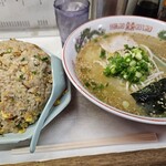 ラーメン大学 梅田店  - 