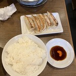 一指禅 - ランチセットの餃子