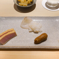 鮨 西崎 - めかじき、すずき、みずだこ、ゆでピーナッツ