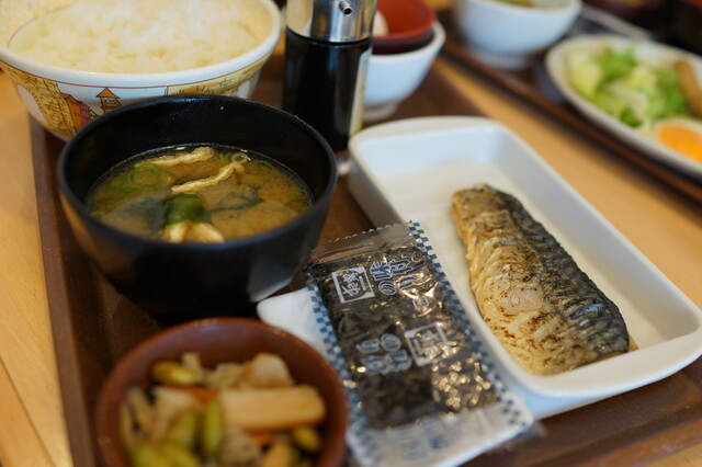 すき家 4号福島松浪店（曽根田）- 福島市の手軽な牛丼と定食