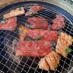 本格炭火網焼き　焼肉レストラン大日亭 - 