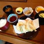 瀬戸内海鮮料理 若よし - 天ぷら定食（990円）2023年9月