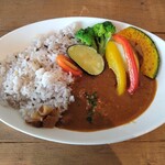 ベースキャンプ - トロトロ牛すじカレー