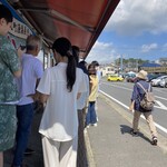 大洗町漁協　かあちゃんの店 - 30分ぐらい並んだ…