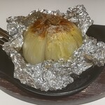 nikutosakanatozensekikoshitsunanatsu - 玉ねぎの原始焼き