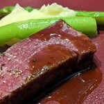 Pluie dete - Ａ４ランク黒毛和牛フィレのポワレ