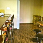 デリーベイ - 店内