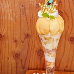 カフェ・ド・リオン パレット - 【2023.09】プリンセスピーチ白桃づくしパフェ(税込2178円)