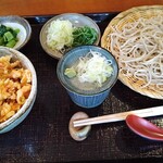 Soba Ueda - 二八そばと桜海老と半熟卵の天丼