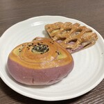 パン工場 - おさつブリオッシュロール＆紫いもパイカット