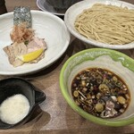 Homemade Ramen 麦苗 COREDO室町店 - 