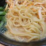 Kure Tonkotsu Ramen - 麺