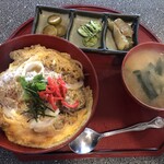 レストラン 白い森 - 料理写真:カツ丼