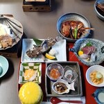 さんずろ家 - 宿泊した人は夜ご飯こんな感じです！