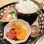 個室 馬刺し肉寿司 たてがみ 名古屋駅前店 - 