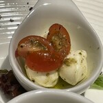 文化洋食店 Nouveau - カプレーゼ