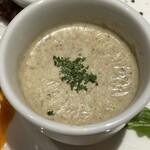 Bunka Youshokuten Nuvo - マッシュルームのスープ