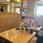 Maruichi Sakaba - 店内