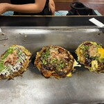 平の家 - モダンスペシャル、辛麺スペシャル、スペシャル