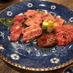 炭火焼肉 久 - 