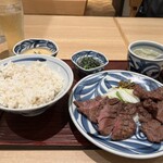 牛たんと和牛焼き 青葉 東急たまプラーザ店 - 